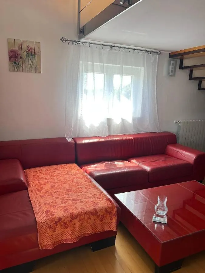 Villa Domus Maria With Swimming Pool And Free Parking Banjole 0*,