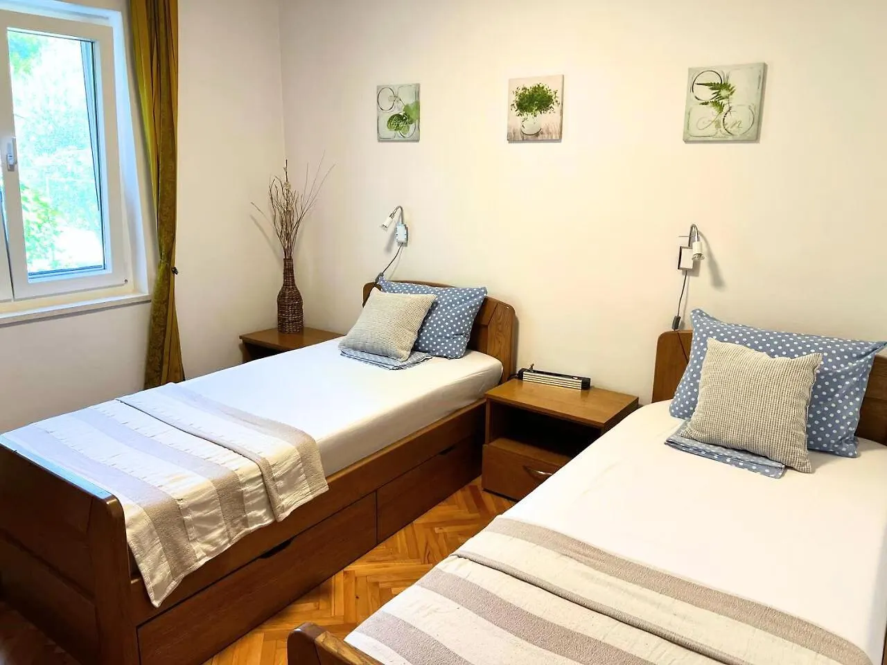 Villa Domus Maria With Swimming Pool And Free Parking Banjole 0*,